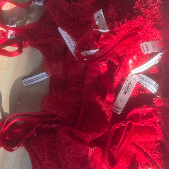 Victoria Secret dream angels  wicked lace unlined balconette bra - Picture 4 of 7